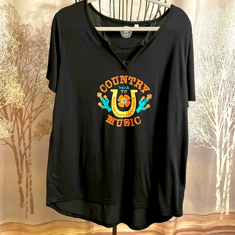 Country Music Hall of Fame Nashville Women’s Black T-shirt Finished Hem XL